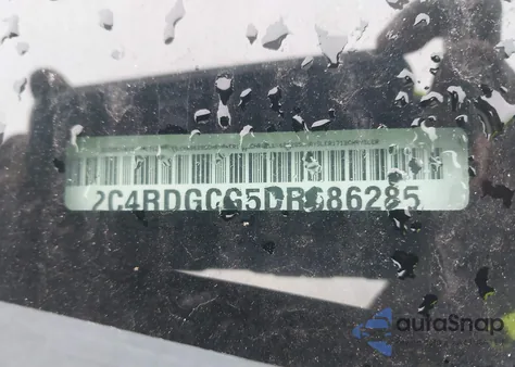 2013 Dodge Grand Caravan Sxt z USA, uszkodzony, nr VIN 2C4RDGCG5DR686285